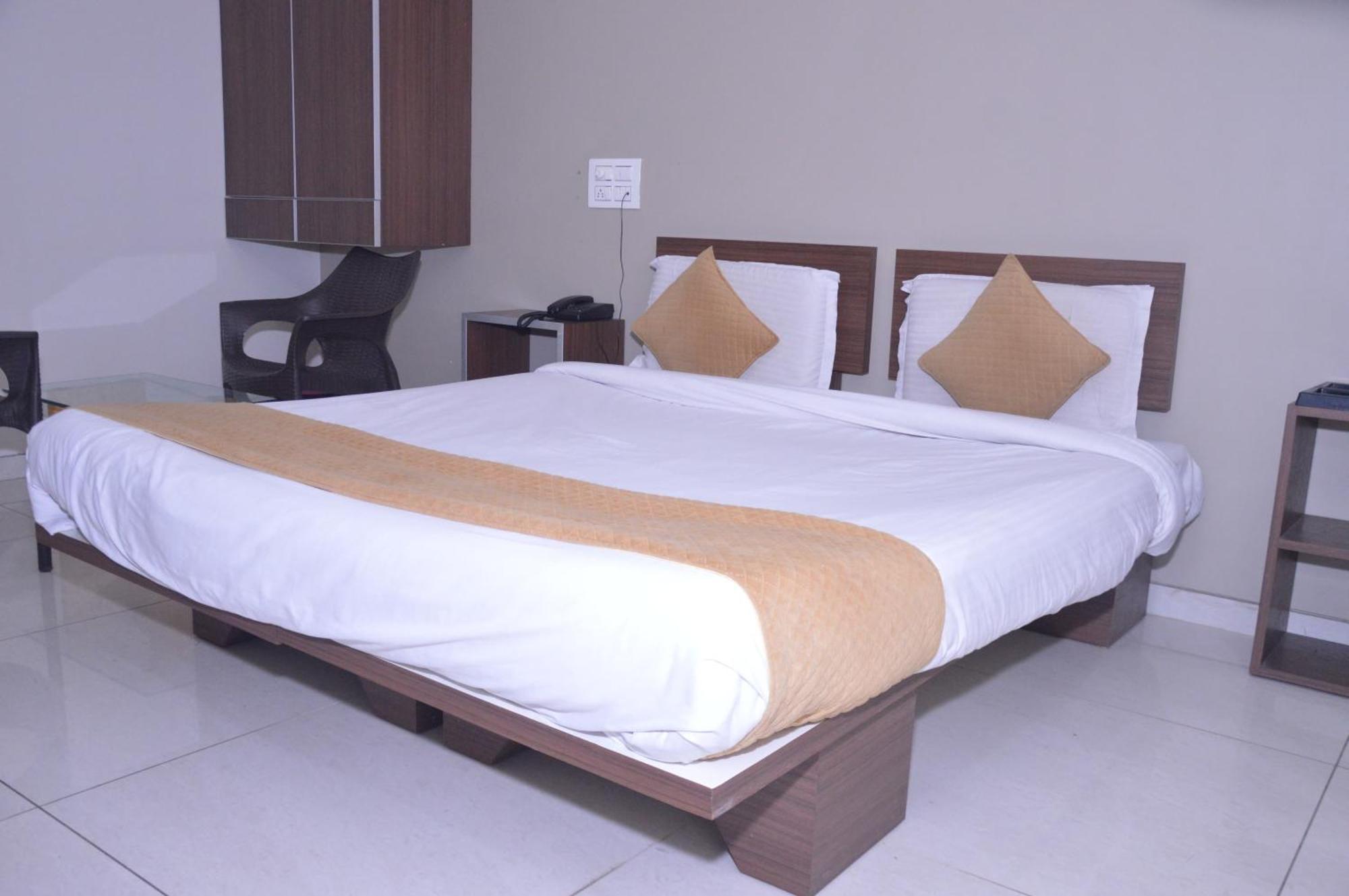 Hotel Indrani Chittorgarh Εξωτερικό φωτογραφία